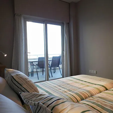 Appartamento 2b Delux Beachfront Pool Apt - Londa Beach